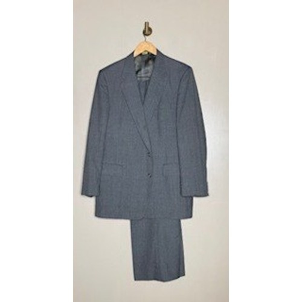 Botany 500 Mens Grey Pinstripe Two Button‎ Suit Jacket and Pants Set